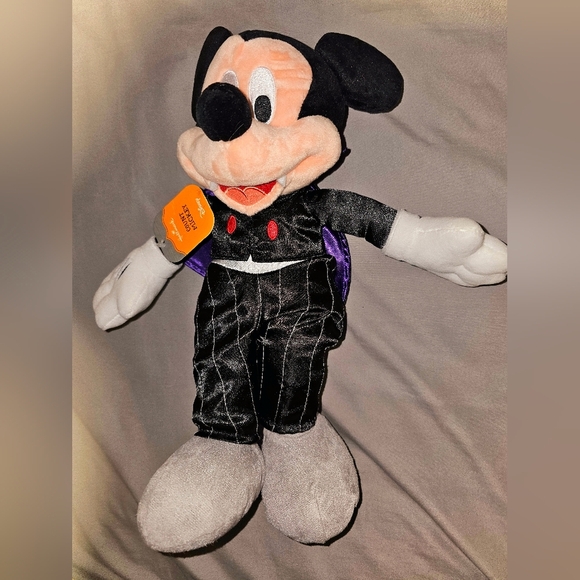 DISNEY MICKEY & MINNIE MOUSE DRACULA HALLOWEEN BNWTS - Picture 2 of 4